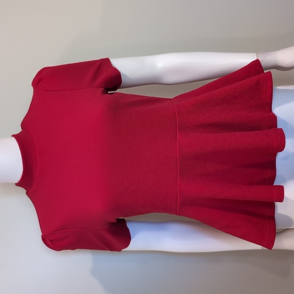 SHEIN Tops - SHEIN Red Short Sleeve High Neck Zip Back Peplum Hem Blouse Size Medium